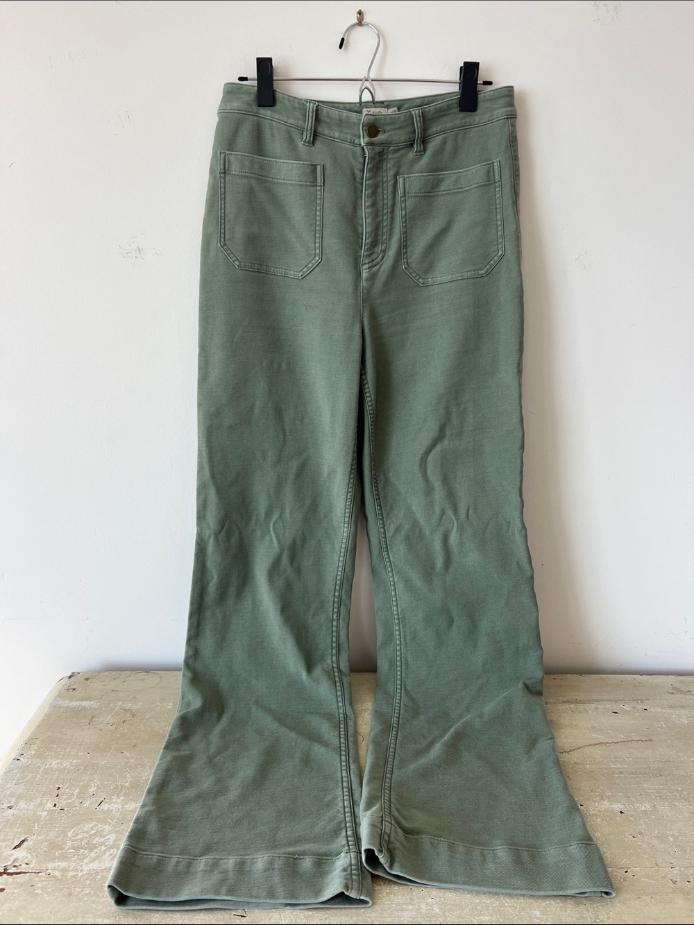 Faherty Sage Green Patch Pocket Flared Pants Size 28